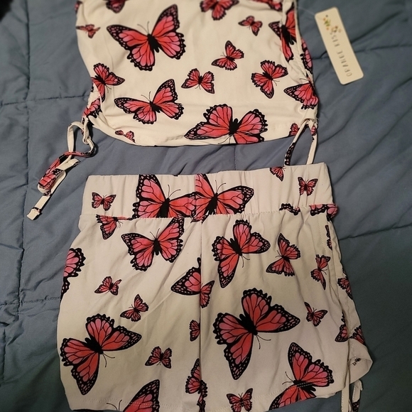 None Other - 𝅺summer set